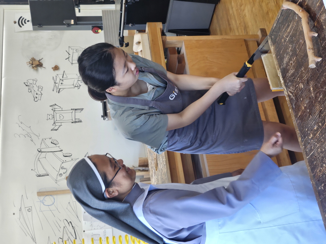 250725 중고등부 목공수업 (12).jpg