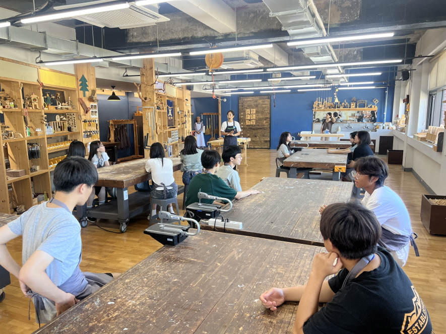 250725 중고등부 목공수업 (2).jpg