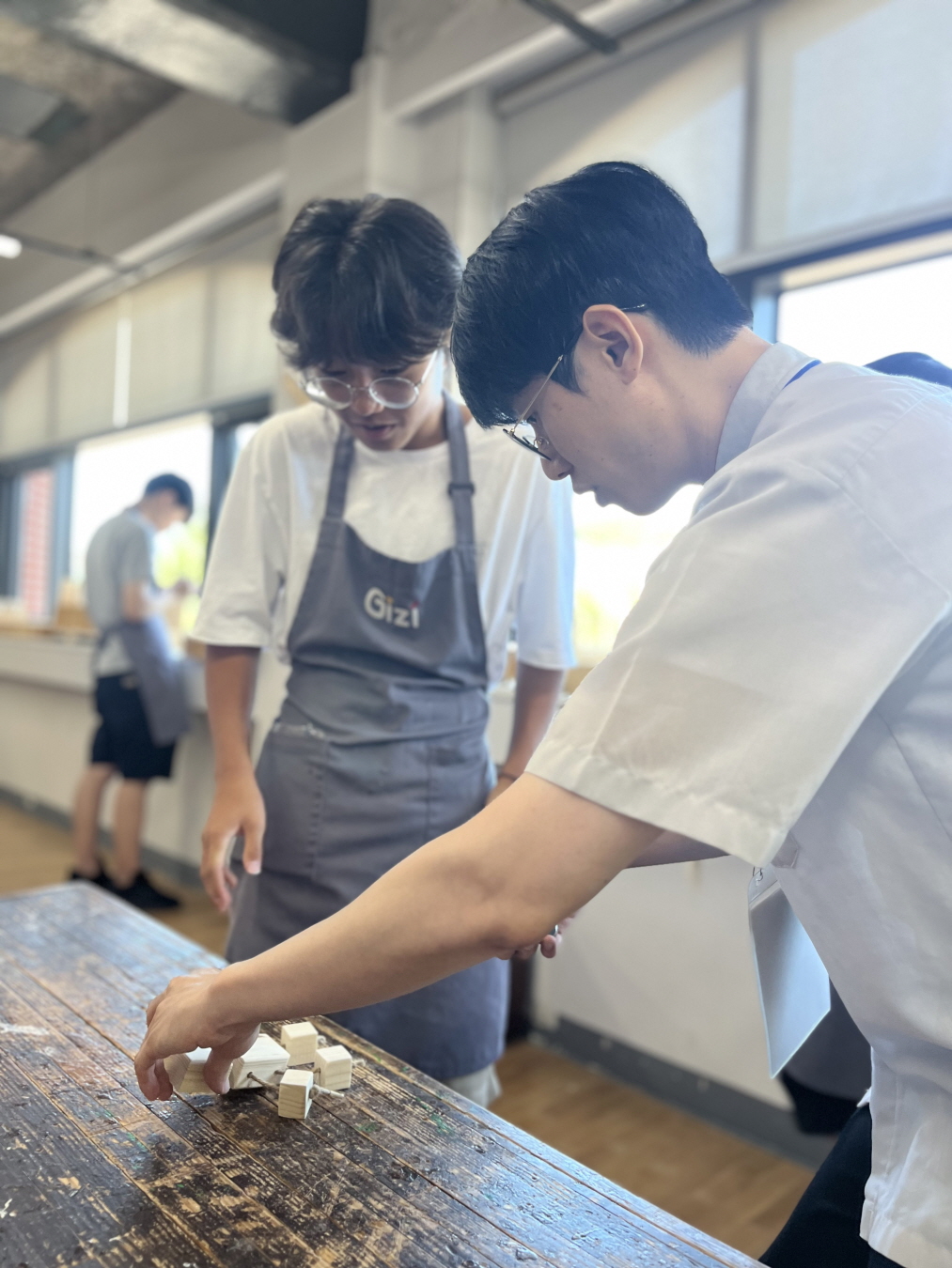 250725 중고등부 목공수업 (17).jpg