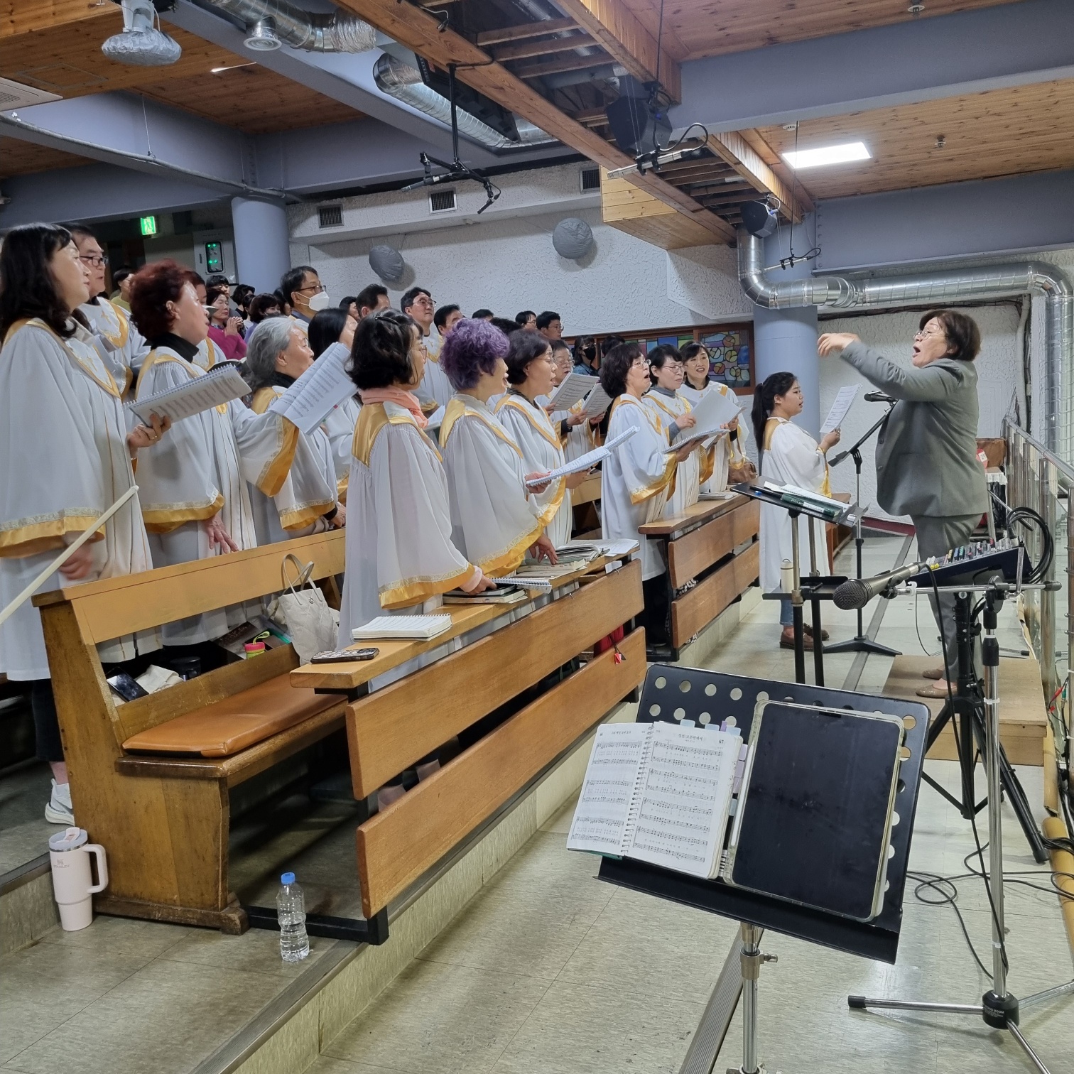 2504119 파스카성야_4성찬전례 (23).jpg