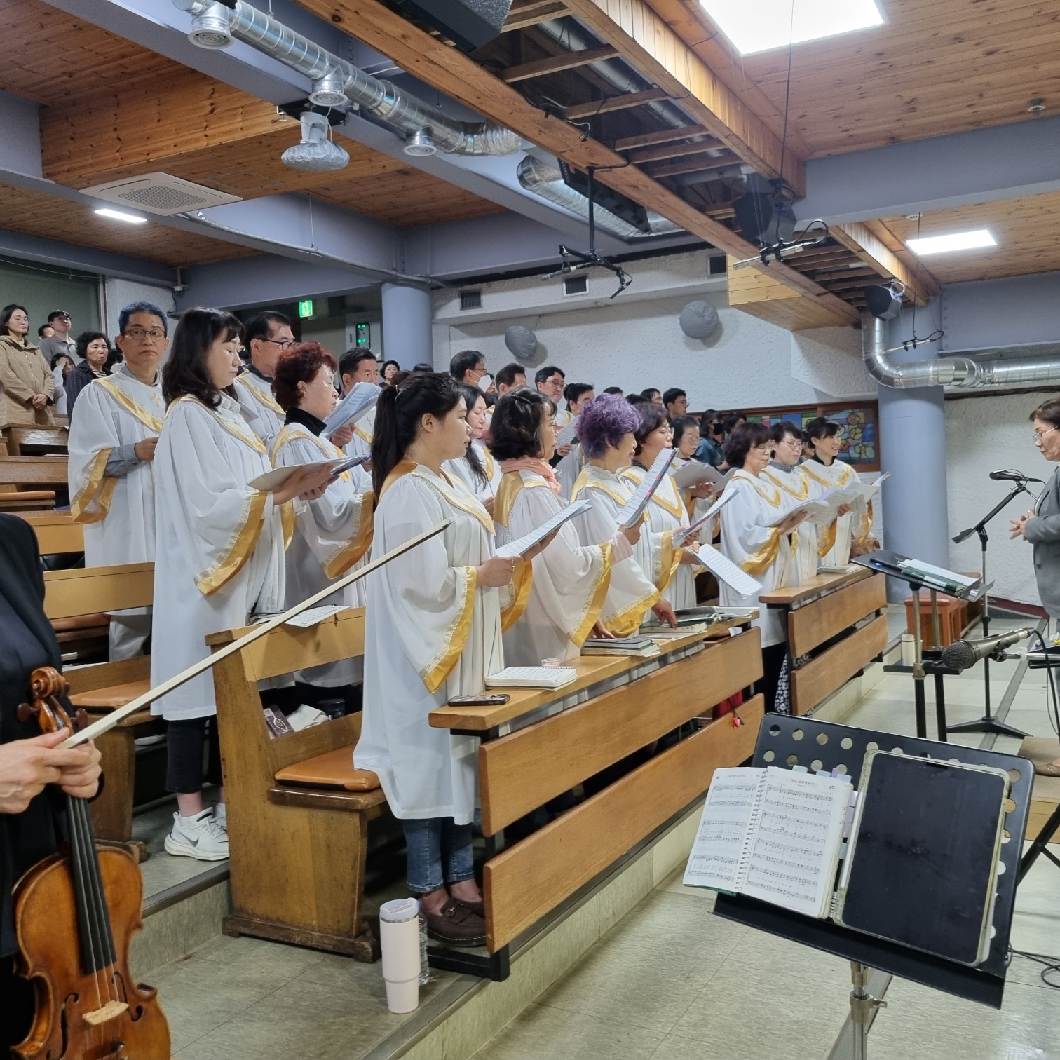 2504119 파스카성야_4성찬전례 (22).jpg