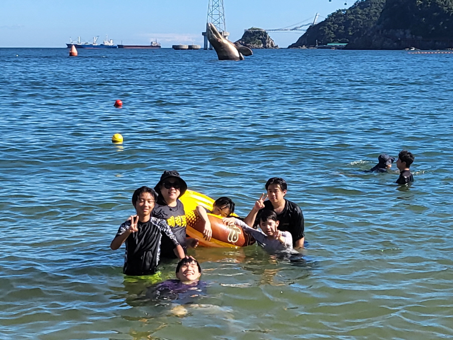 250725 중고등부 해수욕 (2).jpg