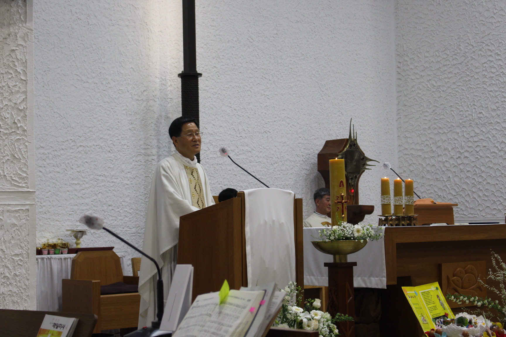 2504119 파스카성야_5부활계란시상식 (2).JPG