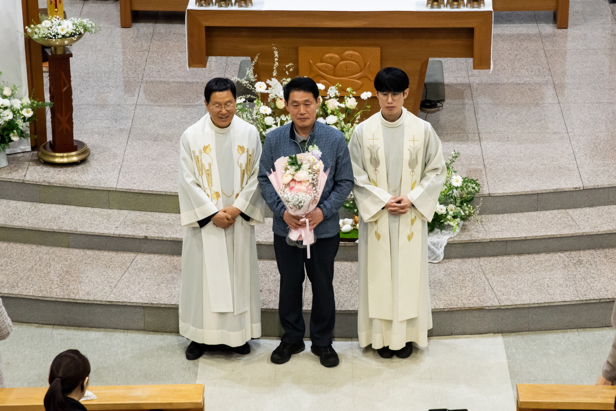 250420 세례식_사진(개인위) (1).jpg