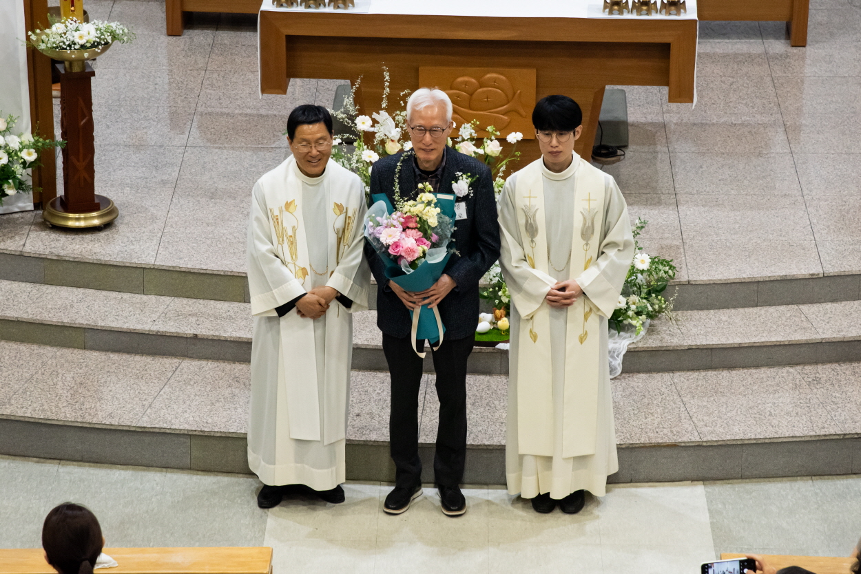 250420 세례식_사진(개인위) (11).jpg