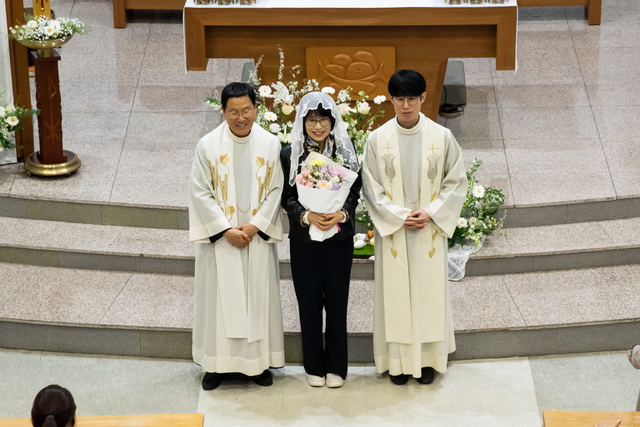 250420 세례식_사진(개인위) (8).jpg