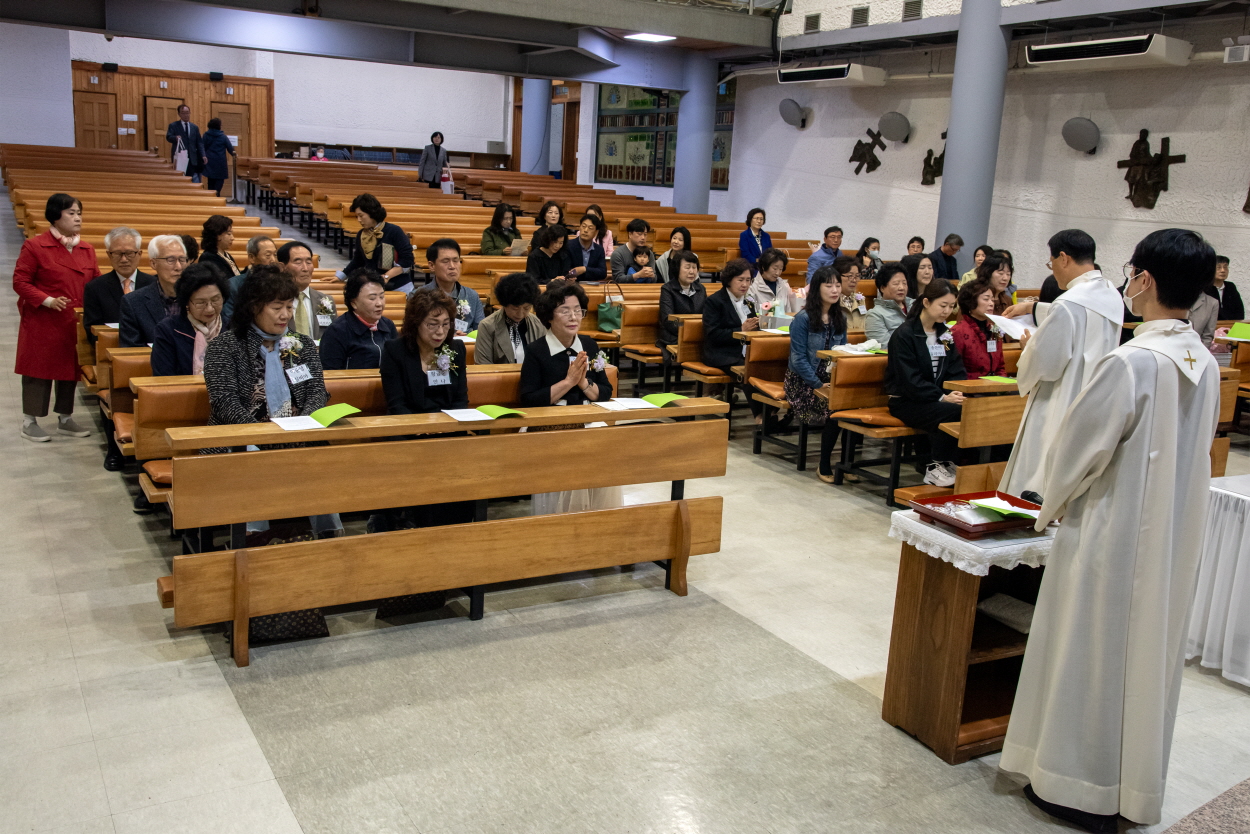 250420 세례식 (5).jpg