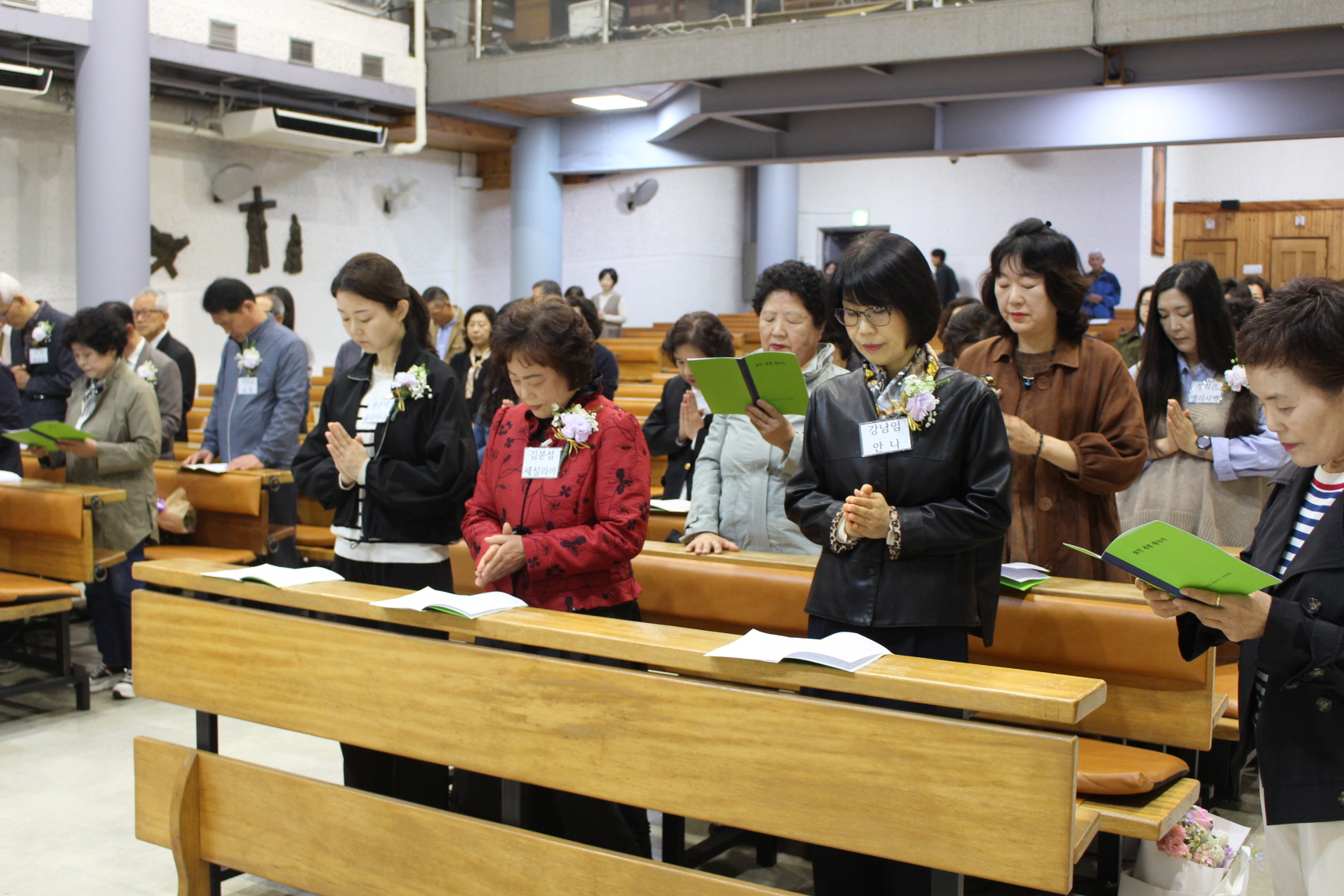 250420 세례식 (24).JPG