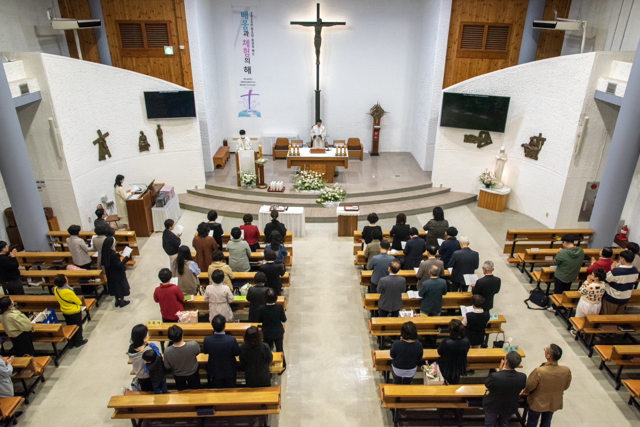 250420 세례식 (9).jpg