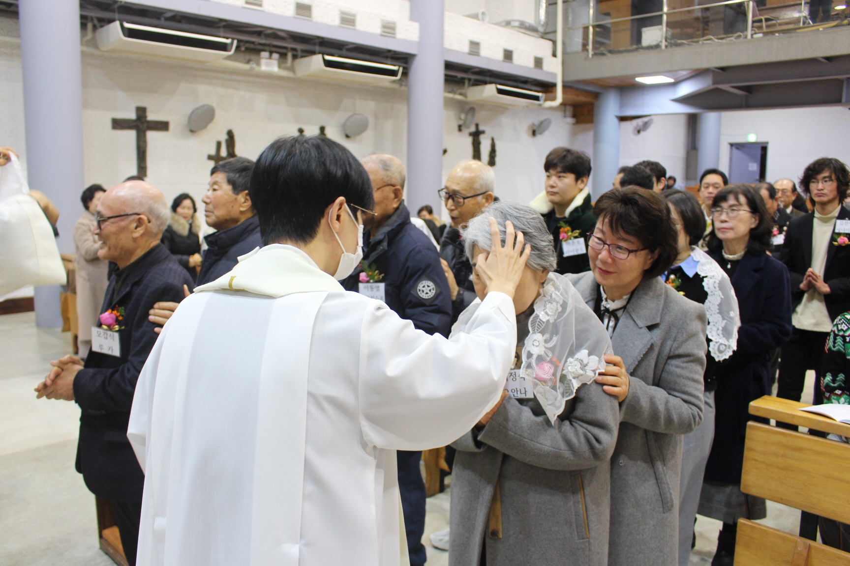 251225 세례식 (38).JPG