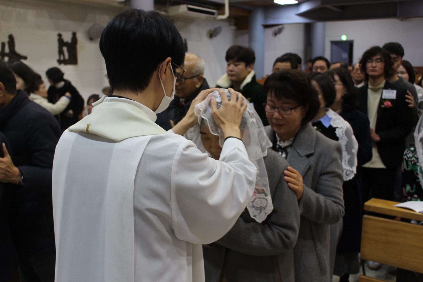 251225 세례식 (39).JPG
