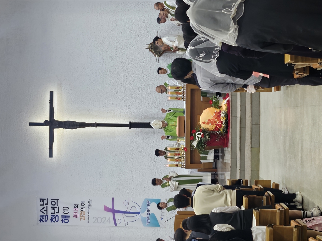 2410274 본당의날 견진성사 (20).jpg