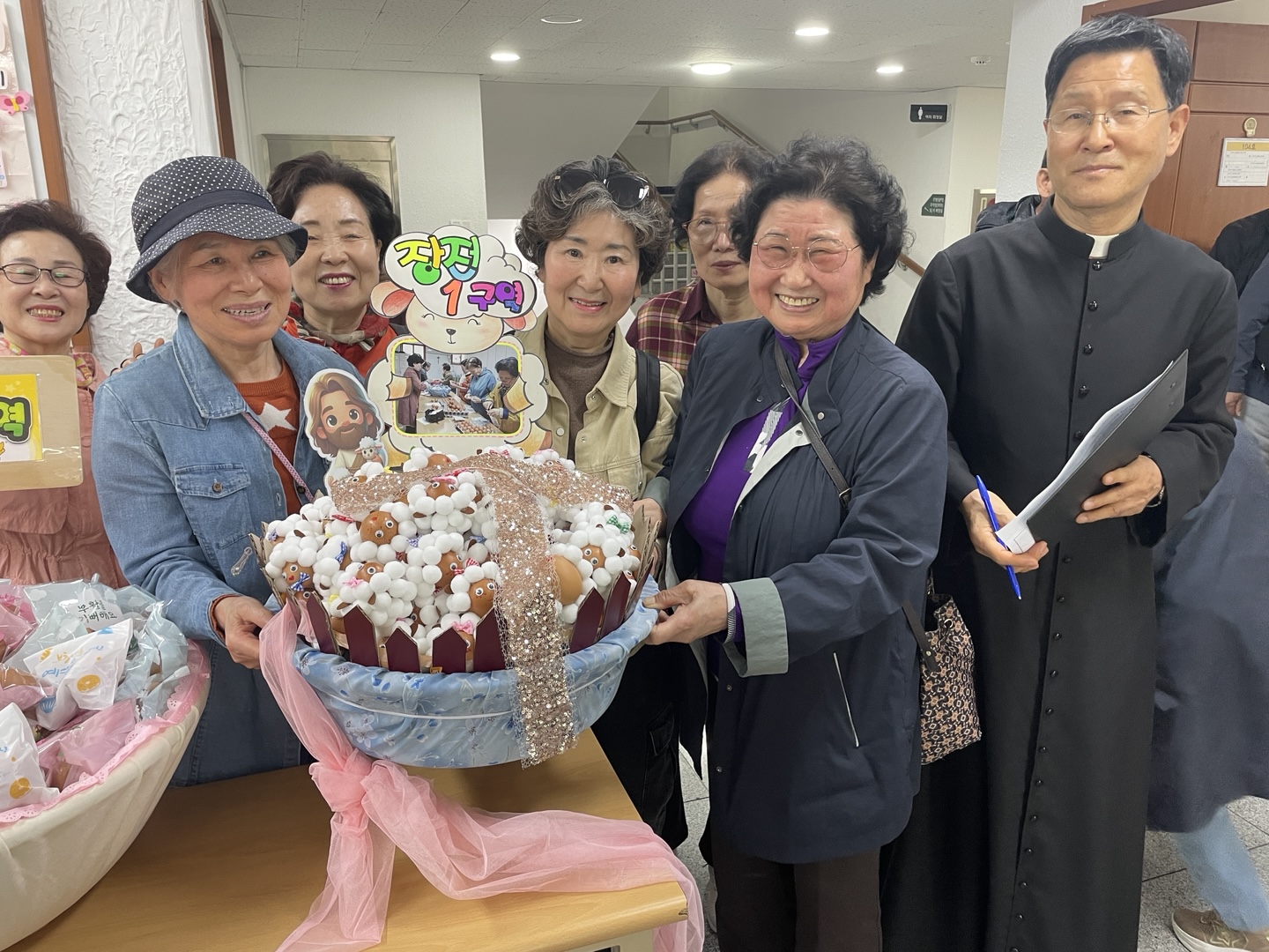 250419 부활계란전시 행사 (12).jpg