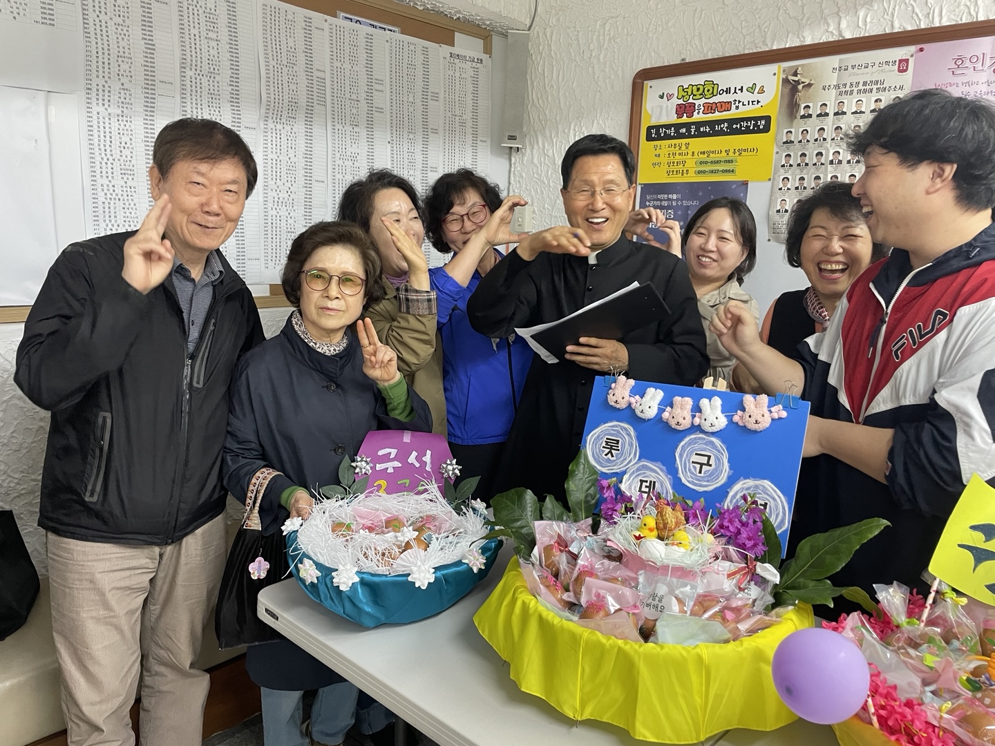 250419 부활계란전시 행사 (18).jpg