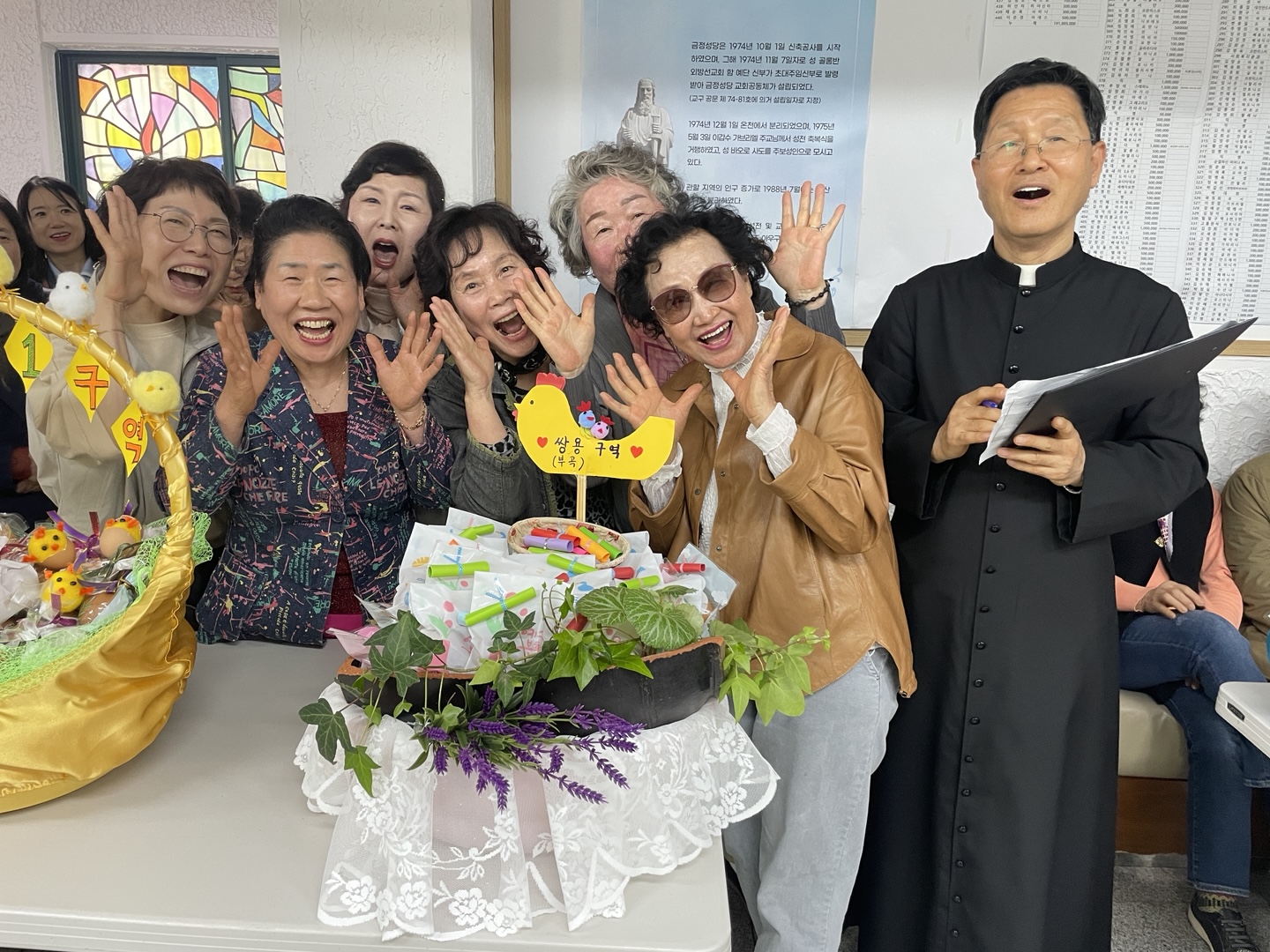 250419 부활계란전시 행사 (19).jpg