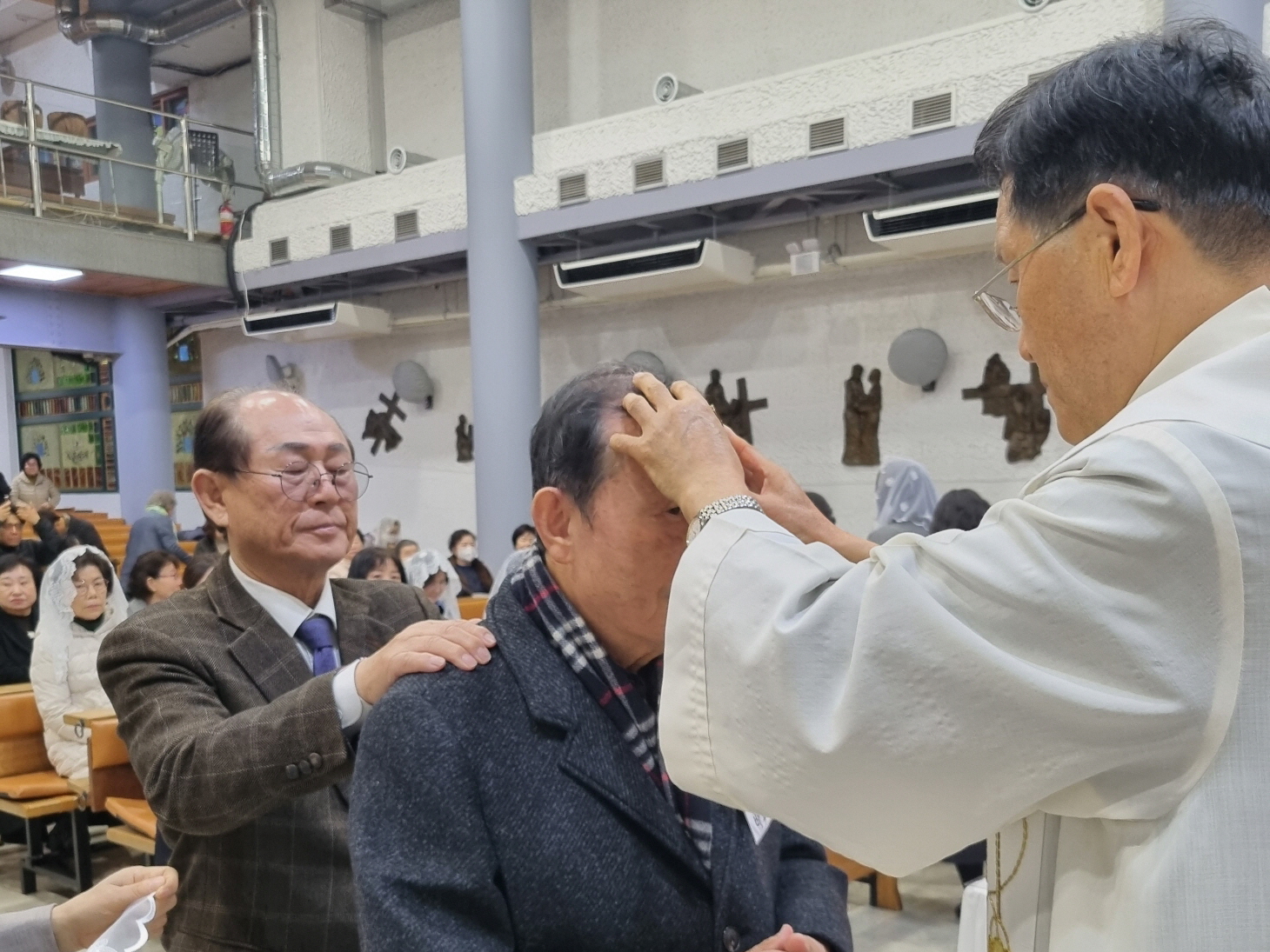 251225 세례식_스마트폰 (9).jpg