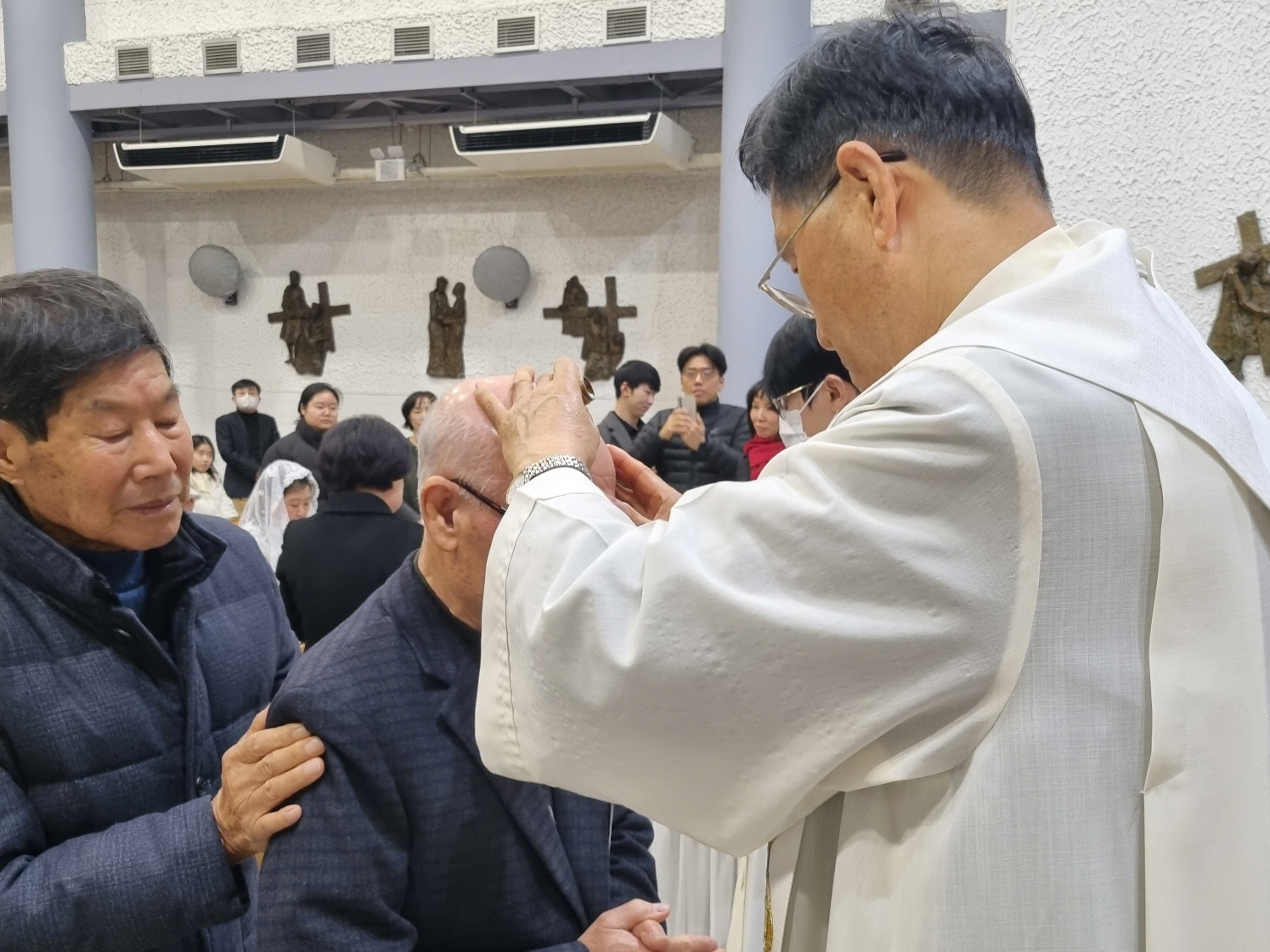 251225 세례식_스마트폰 (16).jpg