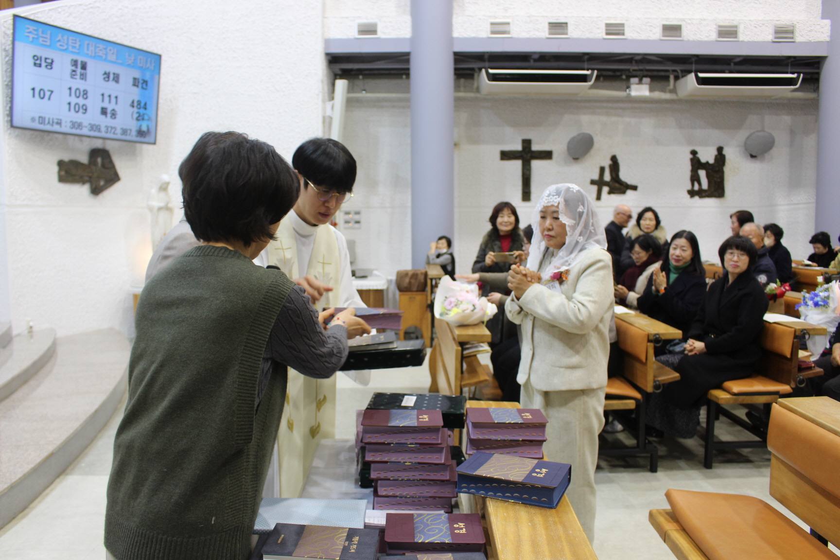 251225 세례식 (72).JPG
