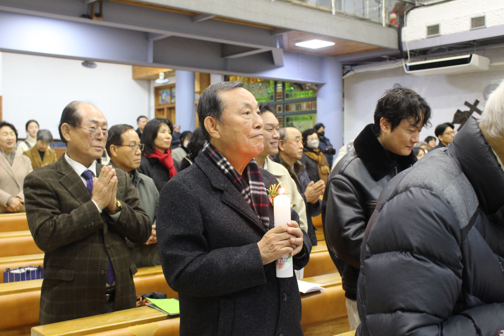 251225 세례식 (68).JPG