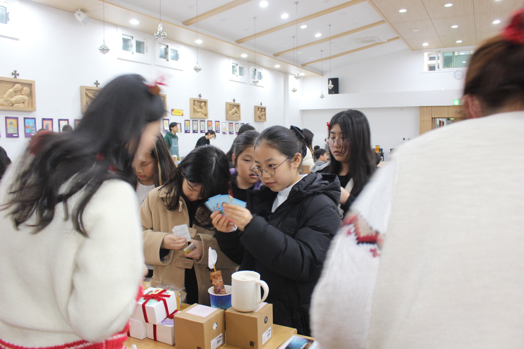 251220 성탄제_은총시장 (9).JPG