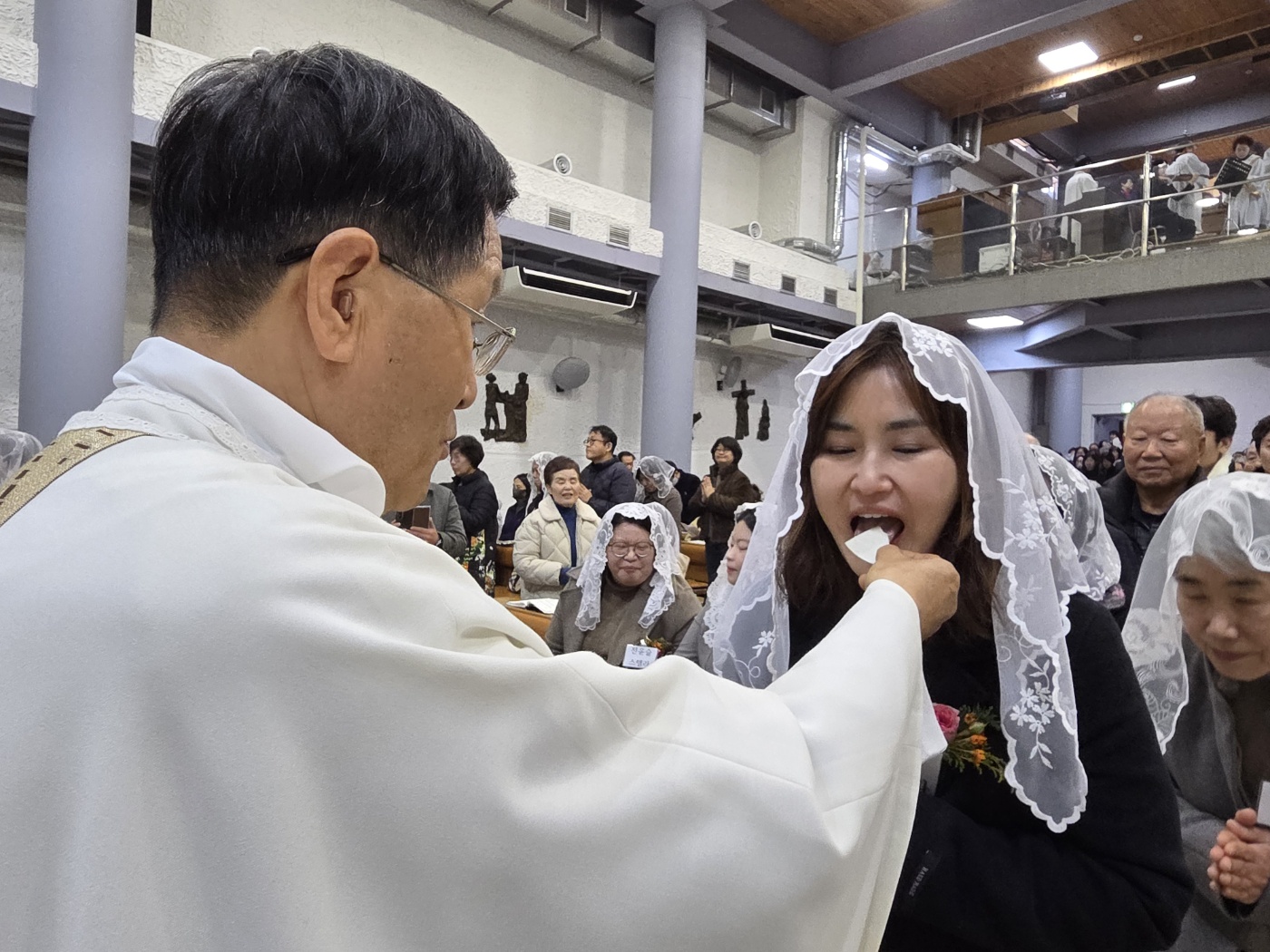 251225 성탄대축일 낮미사_첫영성체 (27).jpg