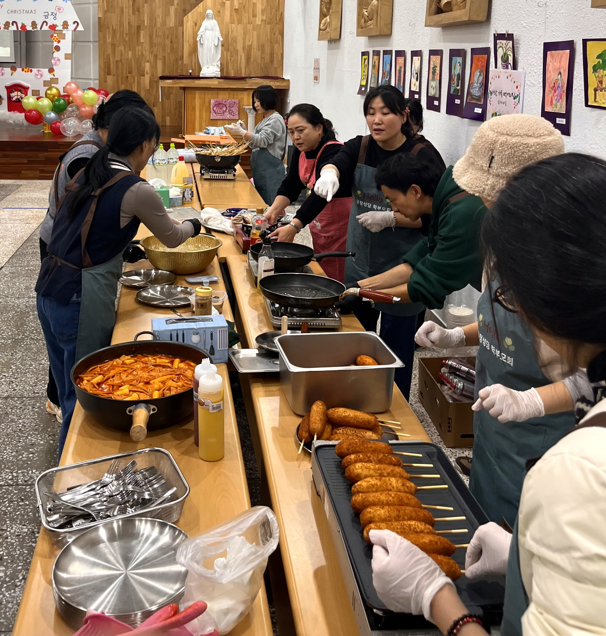 251220 성탄제_학부모회 간식준비 (7).jpg