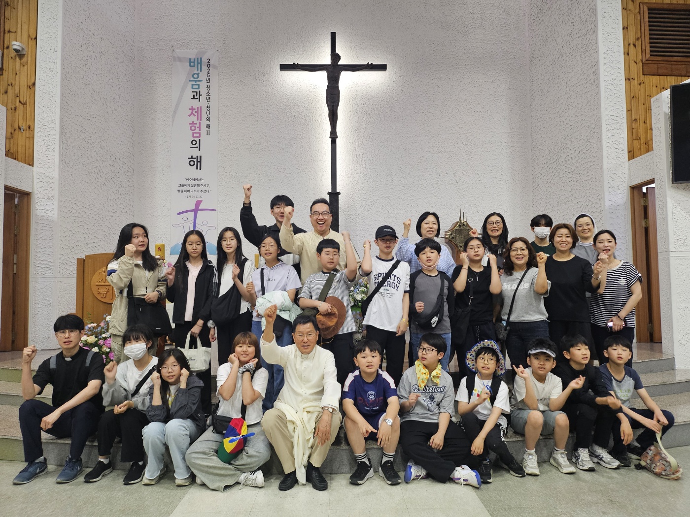 250531 주일학교도보순례 (3).jpg