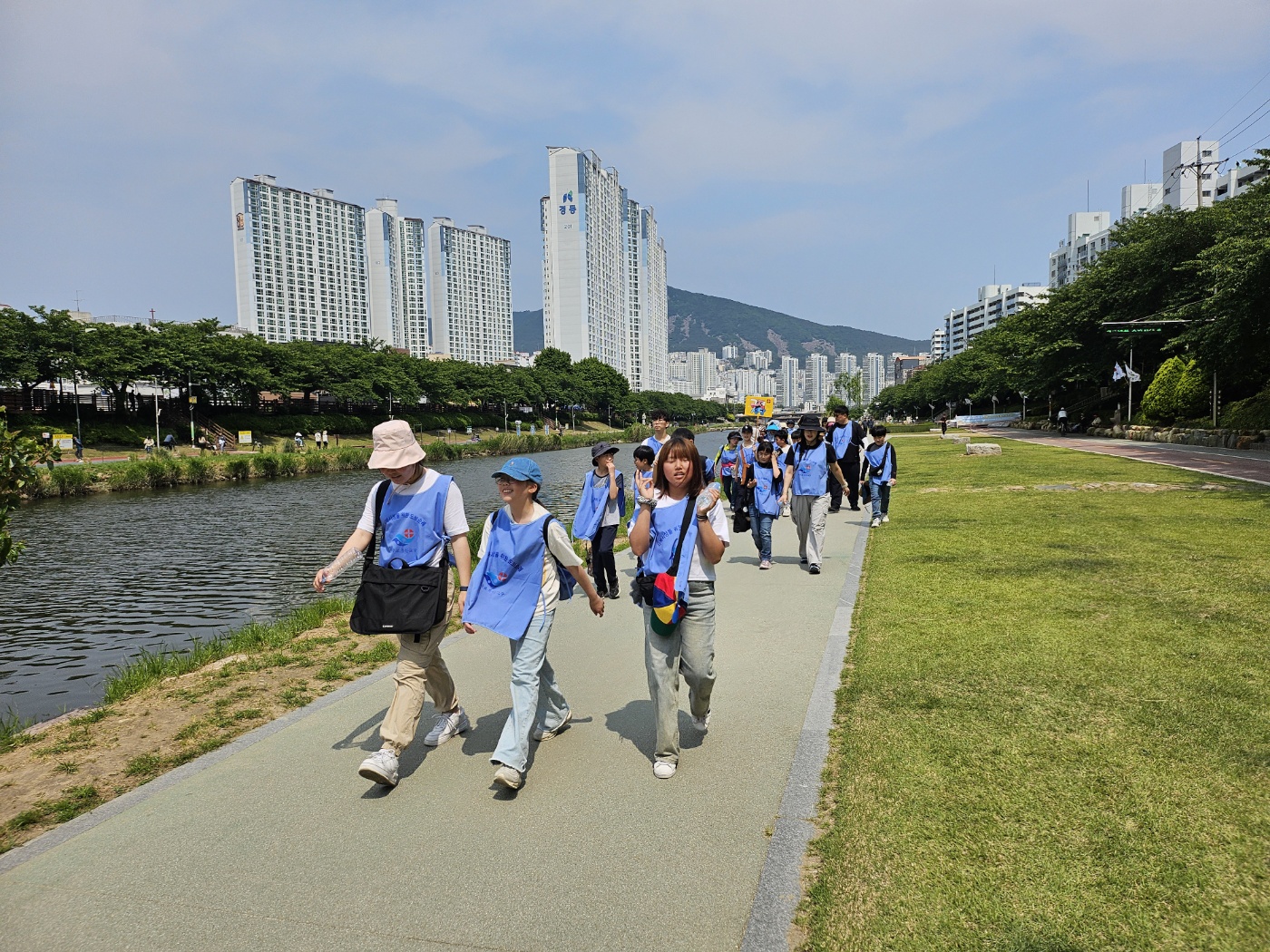 250531 주일학교도보순례 (46).jpg