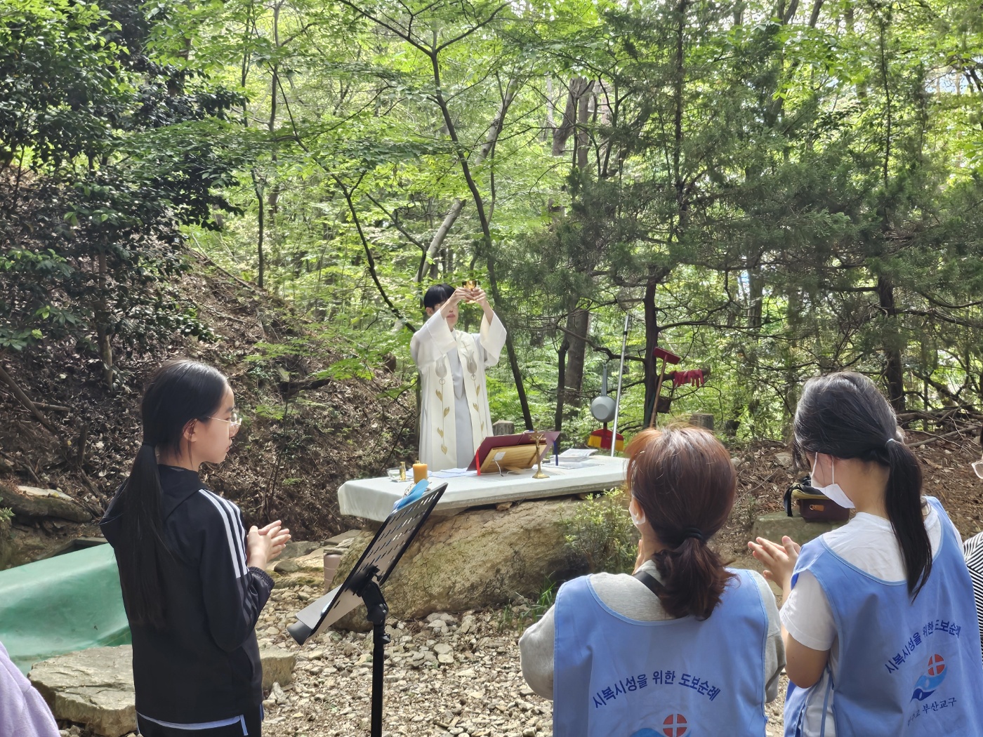 250531 주일학교도보순례 (56).jpg