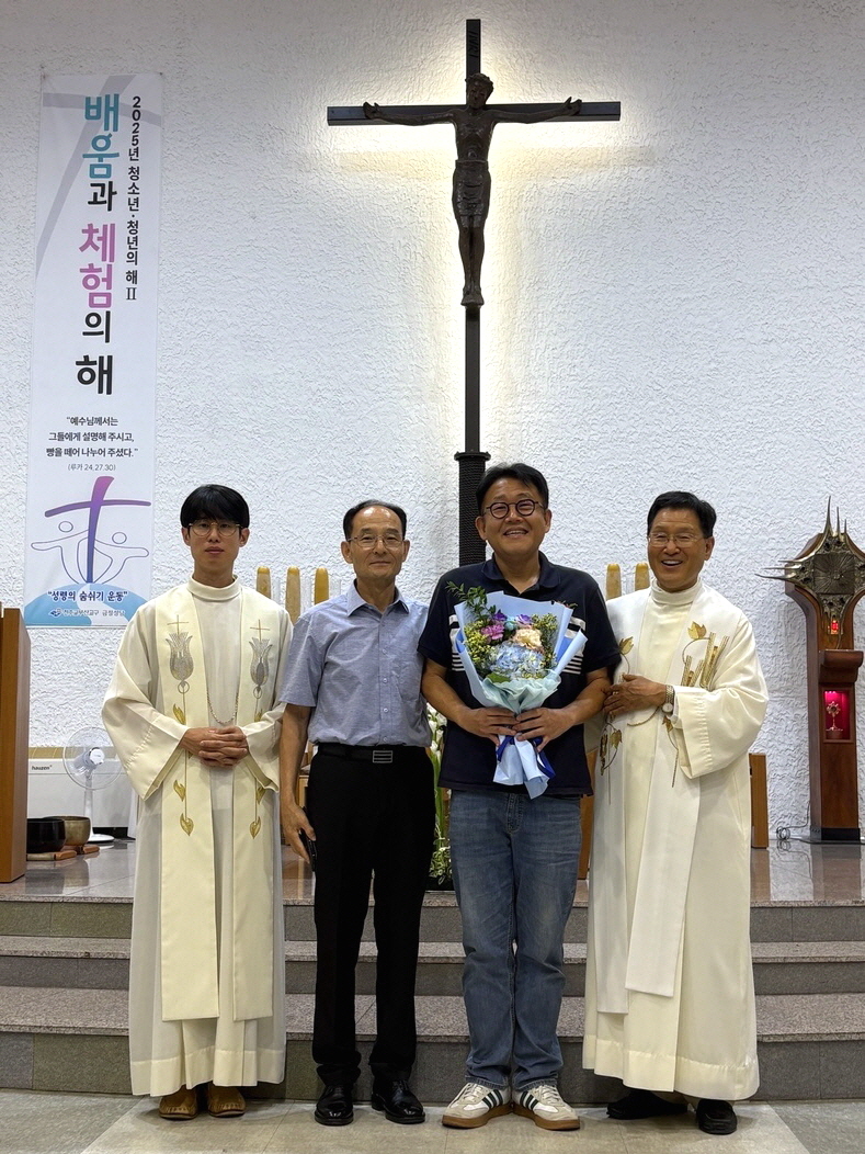 250815 세례식 사진_스마트폰 (1).jpg