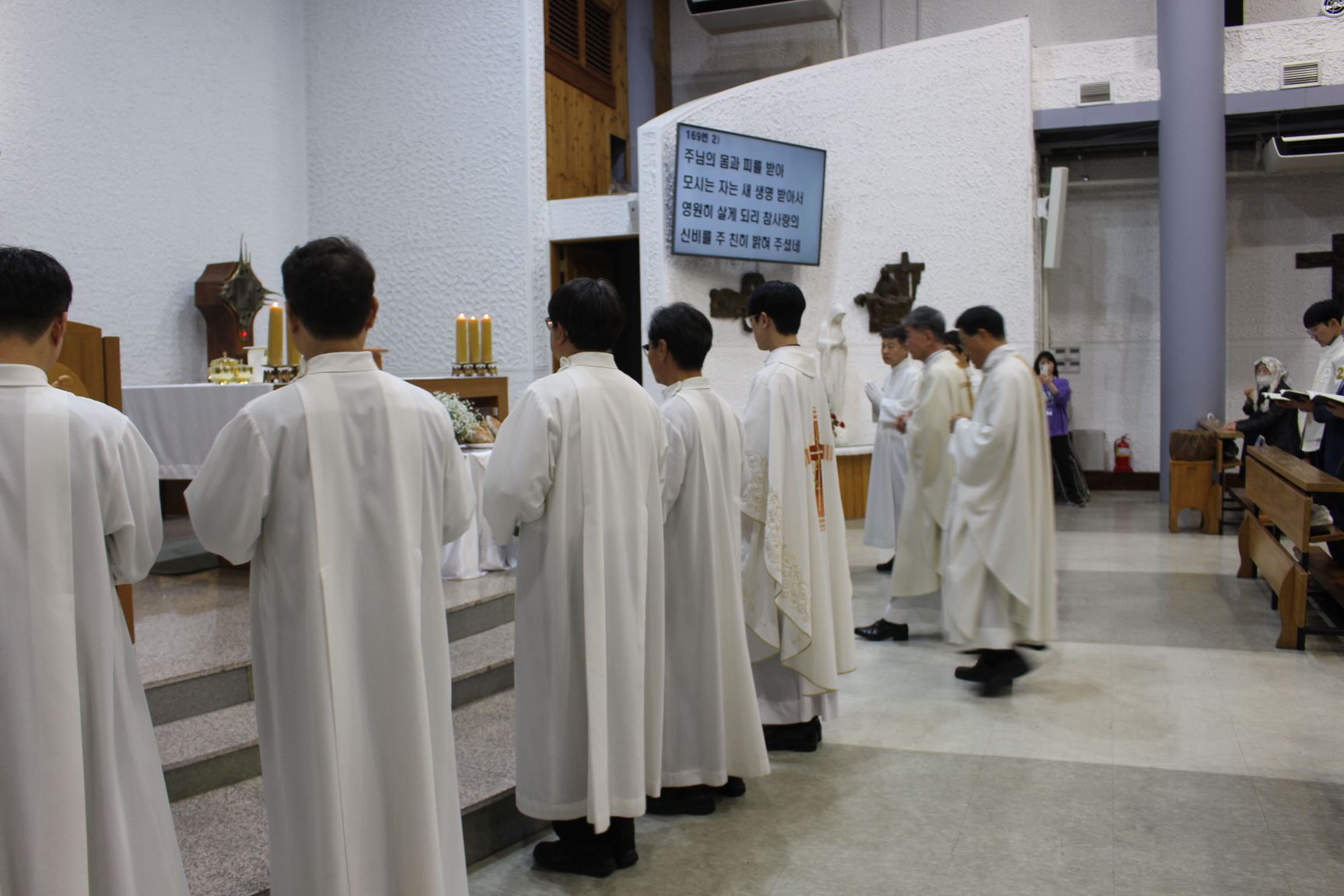 20250417 주님만찬미사 (8).JPG