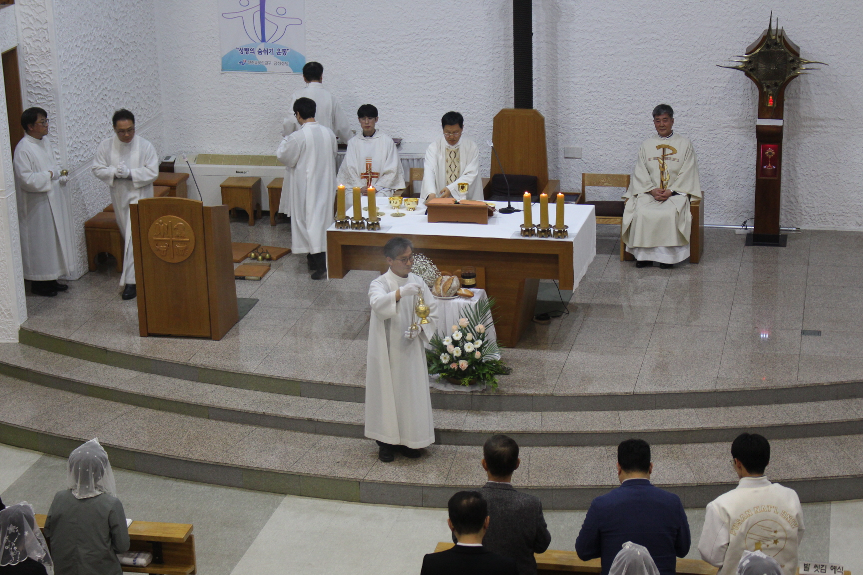 20250417 주님만찬미사 (31).JPG