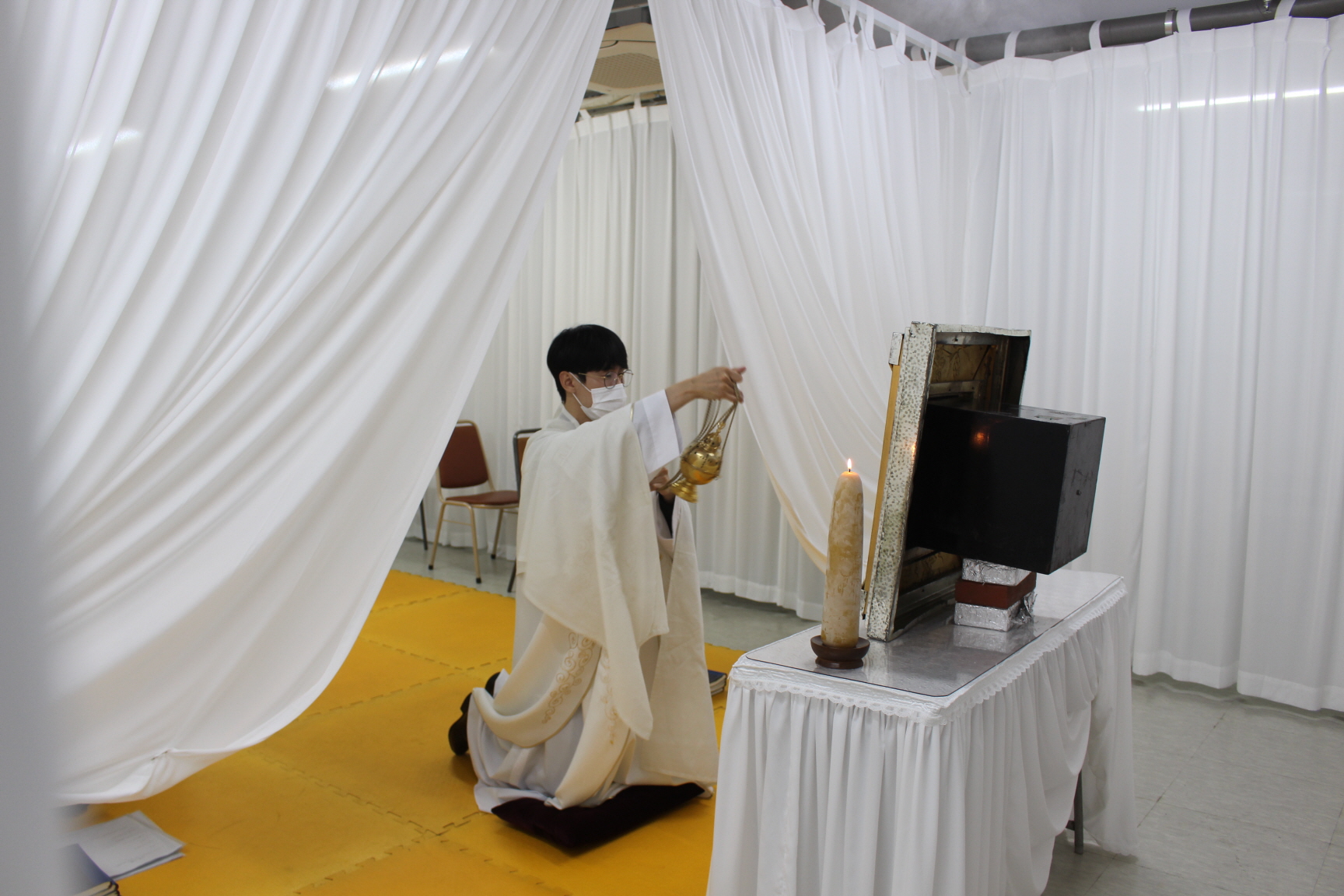 250417 주님만찬미사_성체조배 (10).JPG