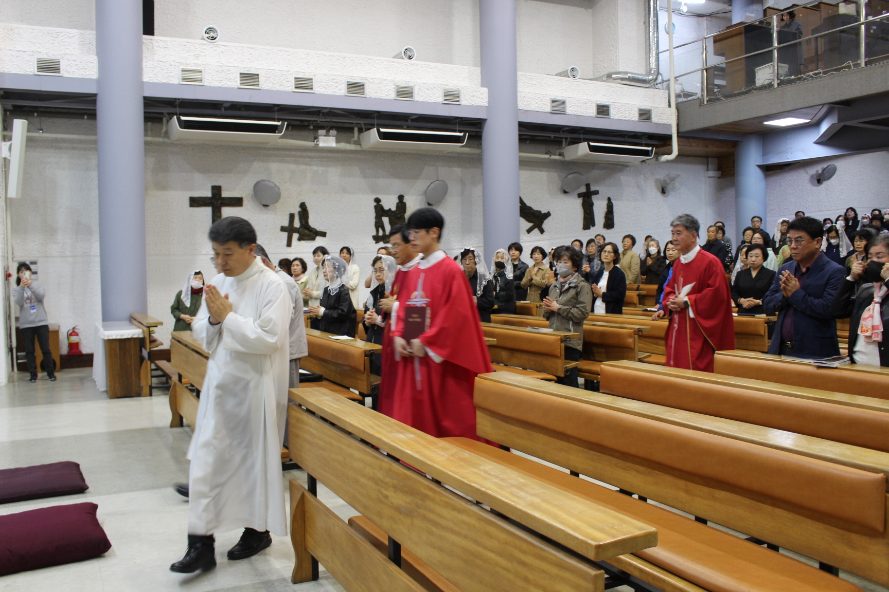 250418 성금요일_1입당 (4).JPG