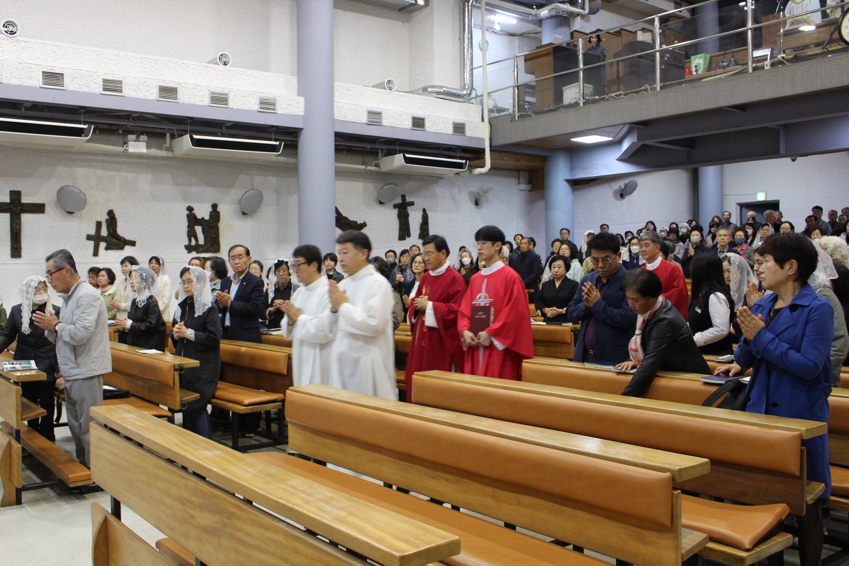 250418 성금요일_1입당 (3).JPG