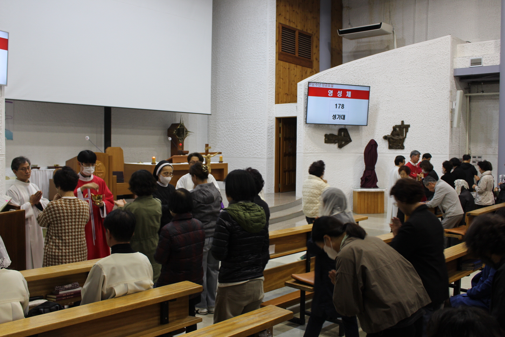 250418 성금요일_4 (4).JPG