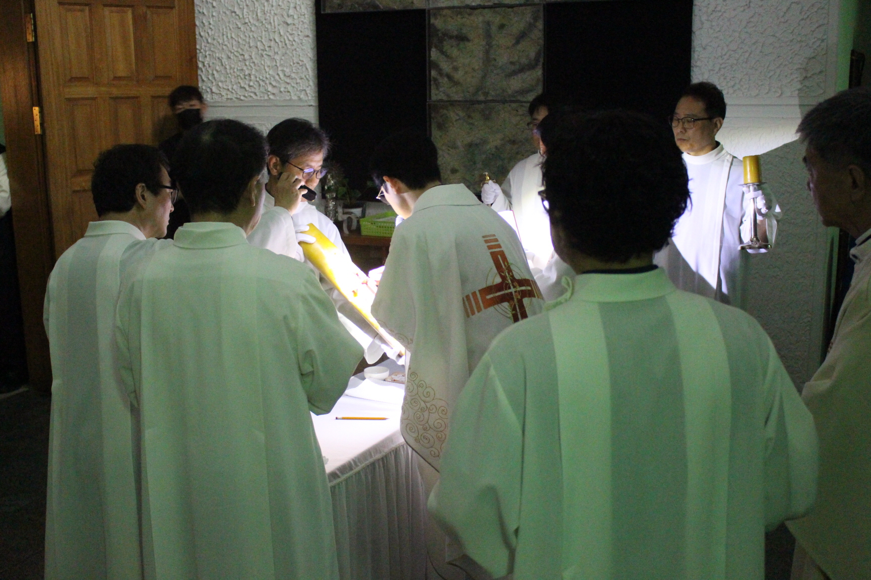 2504119 파스카성야_1빛의예식 (5).JPG