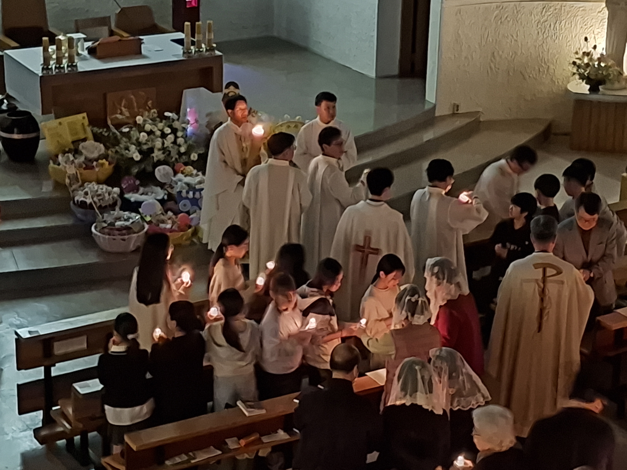 2504119 파스카성야_1빛의예식(2층) (8).jpg