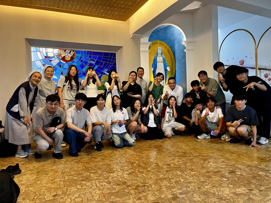 250726 중고등부 단체 (1).jpg