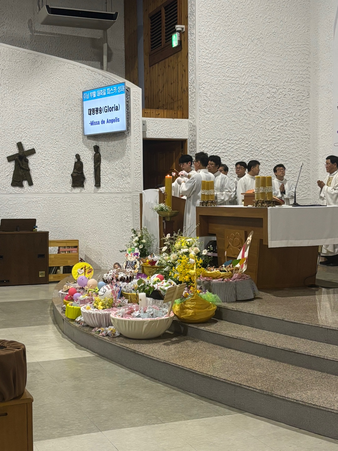 2504119 파스카성야_2말씀전례 (13).jpg