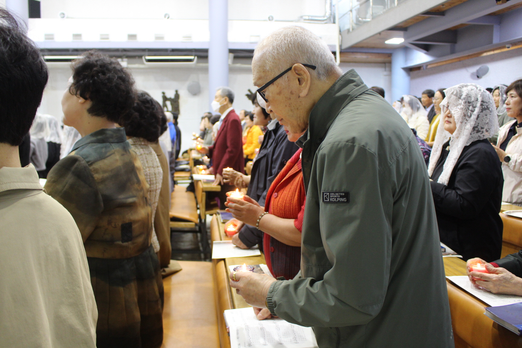 2504119 파스카성야_2말씀전례 (10).JPG